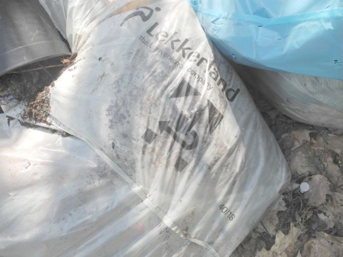 Illegaler Müll in Hohenlobbese