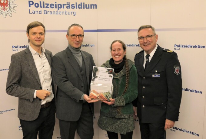 Spendenübergabe zum Weihnachtskonzert 2023 der Polizeidirektion Nord