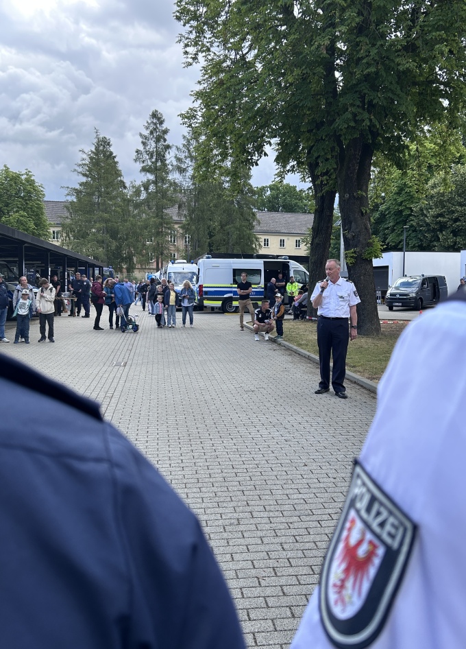 Begrüßung durch den Leiter der Polizeidirektion West, Herr Hardy Börner