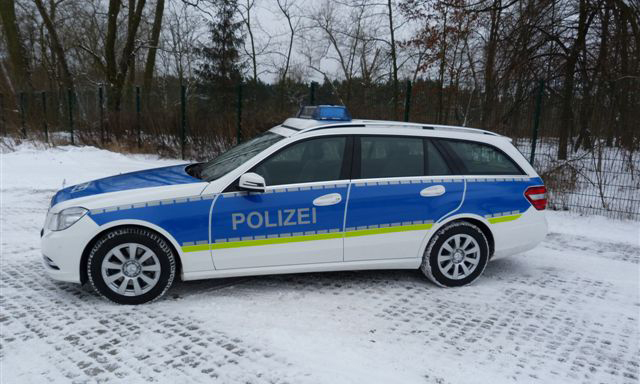 Funkstreifenkraftwagen BAB  Mercedes-Benz E 250